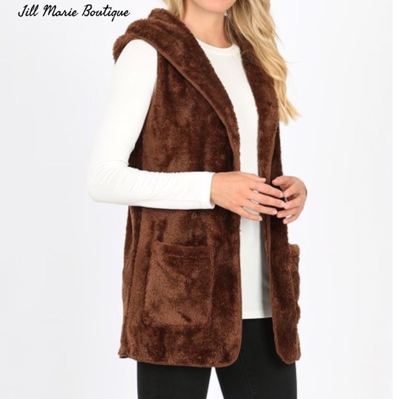 Plush hooded faux fur teddy vest Medium NWT - Picture 4 of 4